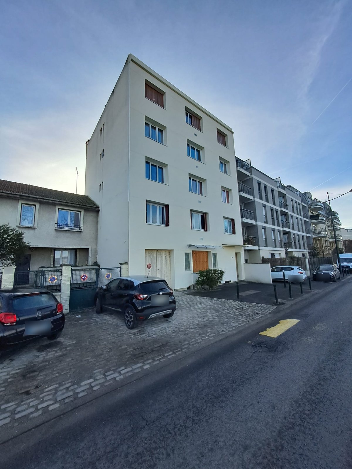 Copropriété à Alfortville, quai Jean-Baptiste Clément, après isolation par l'extérieur en laine de roche