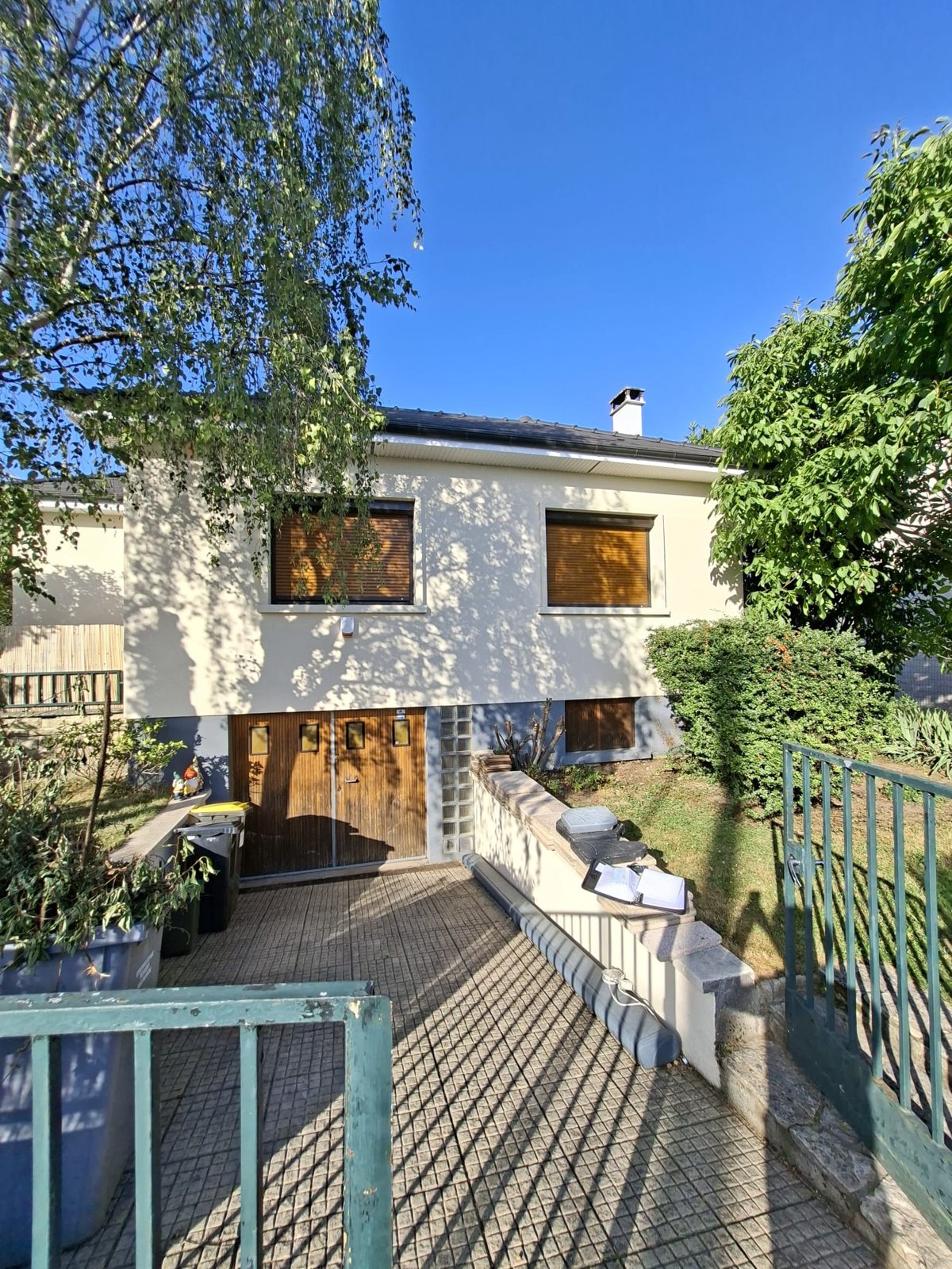 Pavillon sur sous-sol avenue des Marguerites à Pontault-Combault avant isolation par l'extérieur